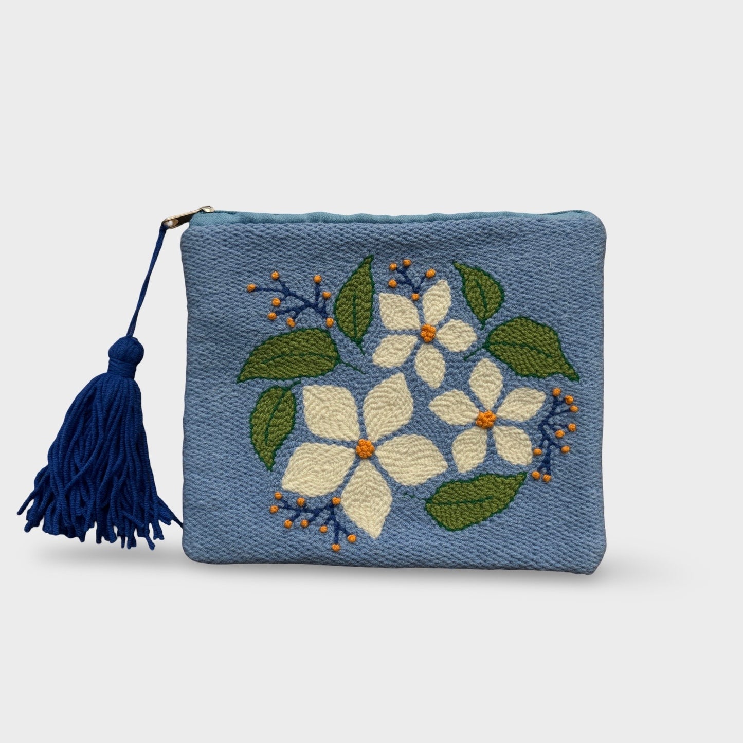 White Flowers Punch Clutch Çanta